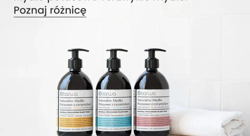 Trzy butelki naturalnego mydła potasowego z ceramidami marki Barwa. Poznaj jego wszechstronne zastosowanie w pielęgnacji skóry wrażliwej.